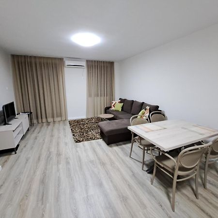 Ninas Apartments Mostar Ruang foto